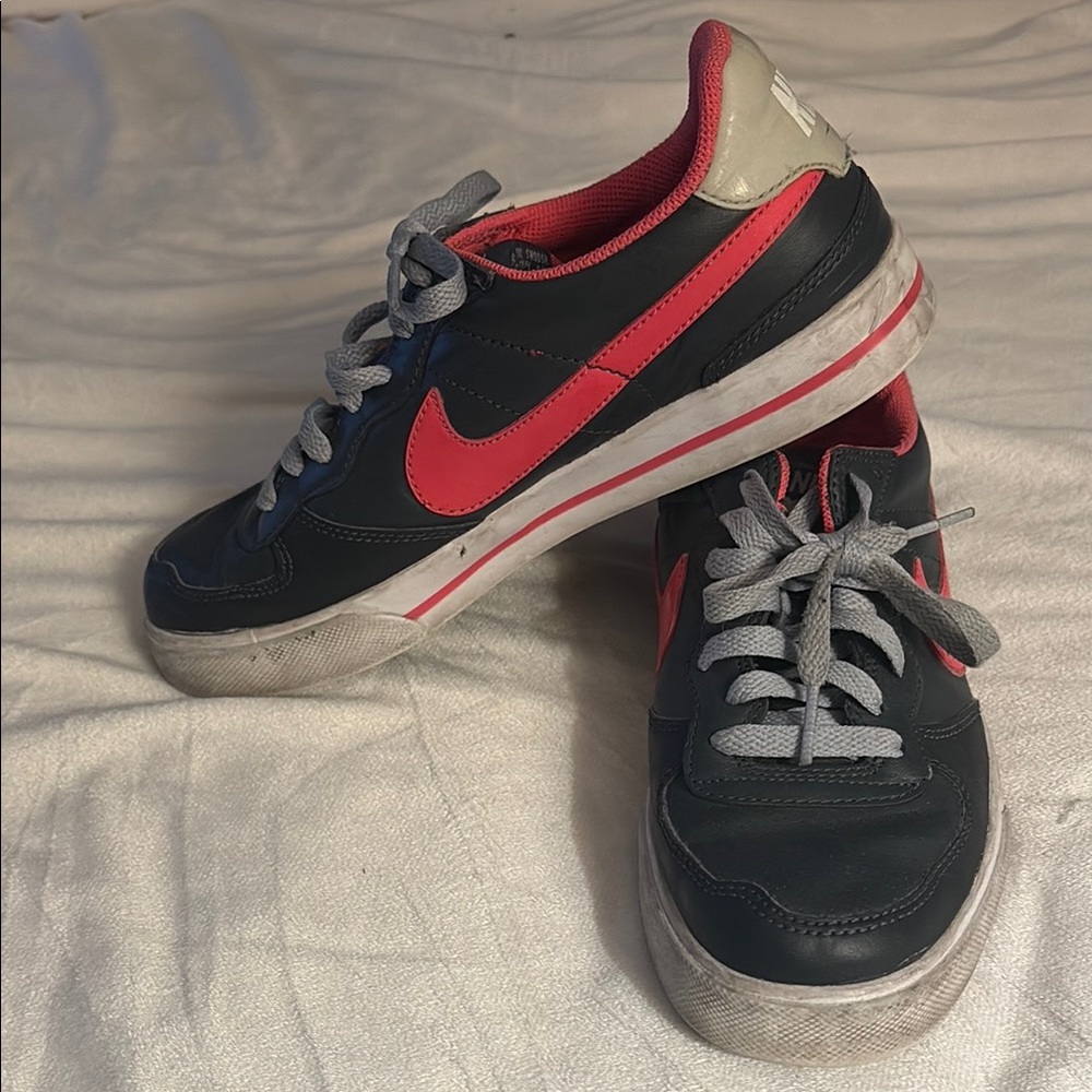 Nike Charcol Gray and‎ Pink Athletic Shoes